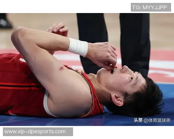 周琦祝贺前辈入选中国篮球名人堂激励后辈奋勇拼搏