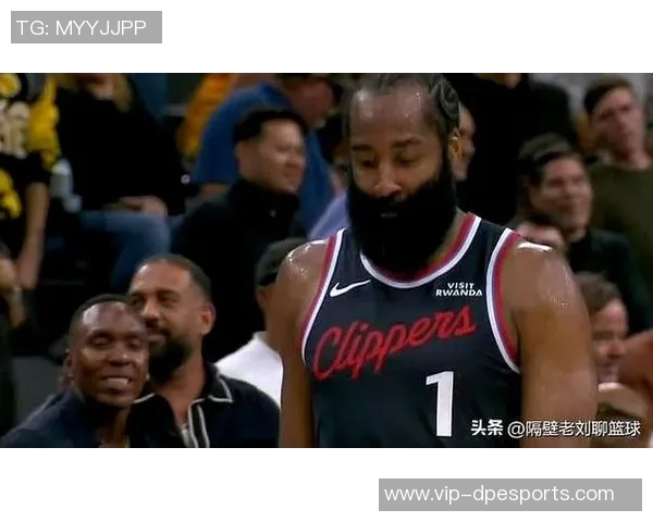 祖巴茨盛赞哈登为最佳大个子控卫哈登幽默回应引发网友热议